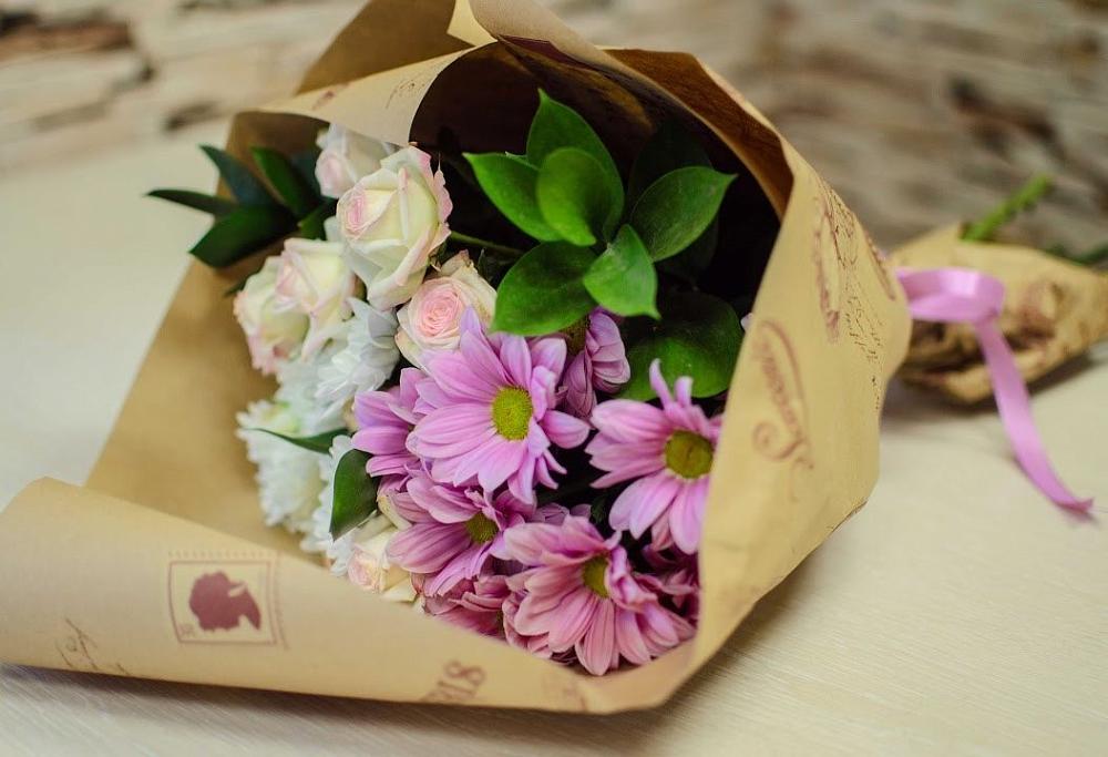 Букет цветов из: Розы и Хризантемы в Острогожске