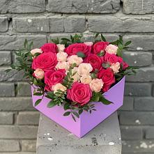 Цветочная композиция из Розы в коробке в Острогожске