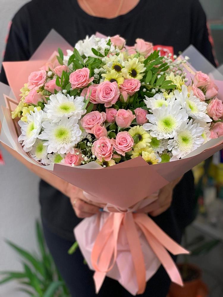 Букет цветов из: Розы и Хризантемы в Острогожске