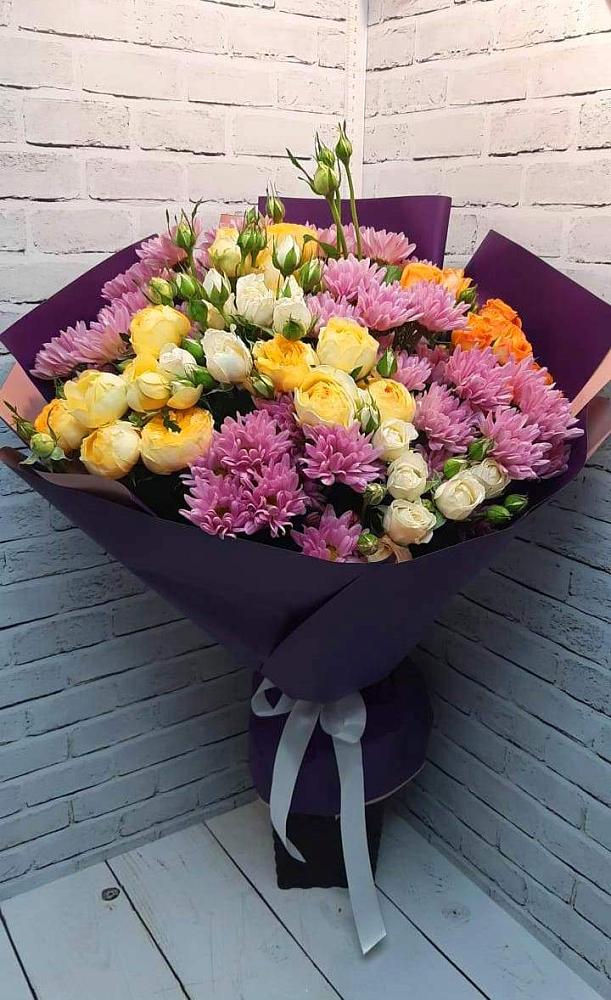 Букет цветов из: Хризантемы и Розы в Острогожске
