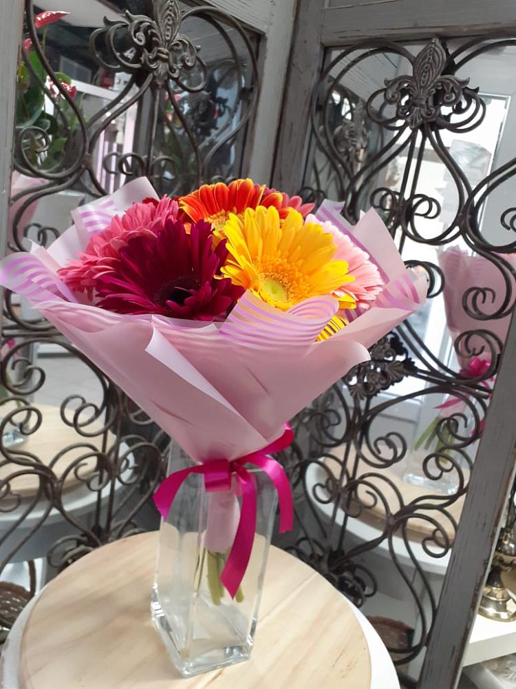 Букет цветов из: Герберы в Острогожске