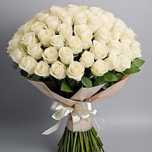 Букет 101 беля роза Белоснежка в Острогожске