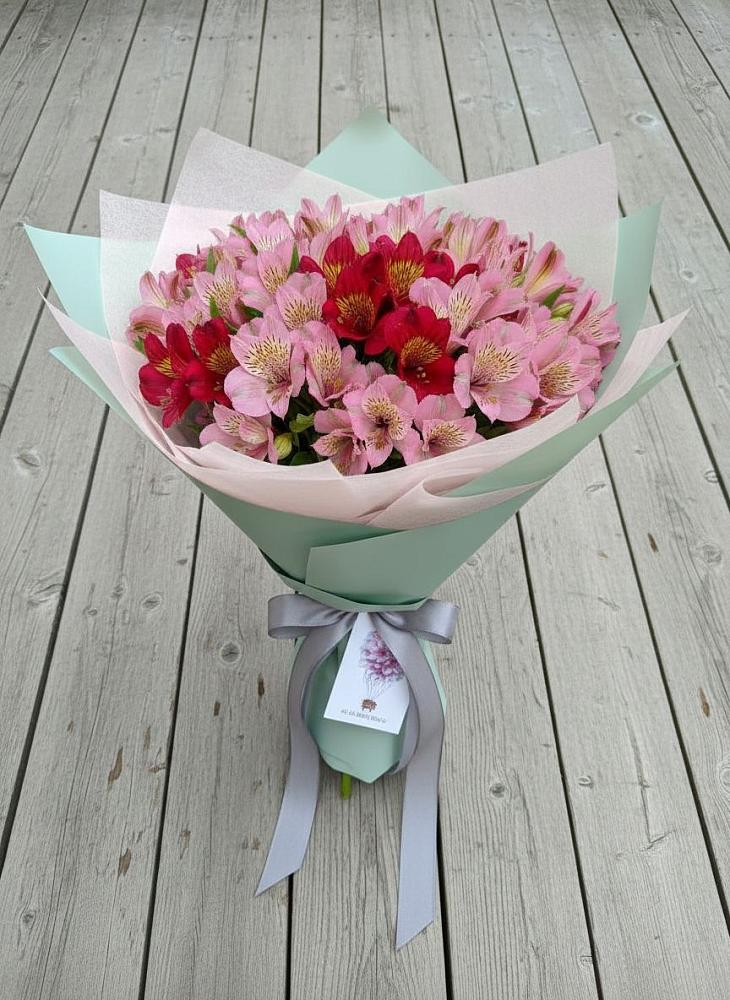 Букет цветов из: Альстромерии в Острогожске