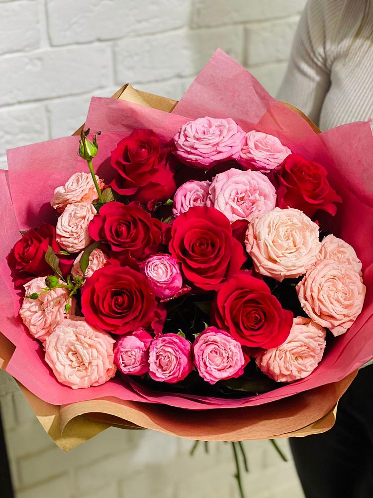 Букет цветов из: Розы в Острогожске