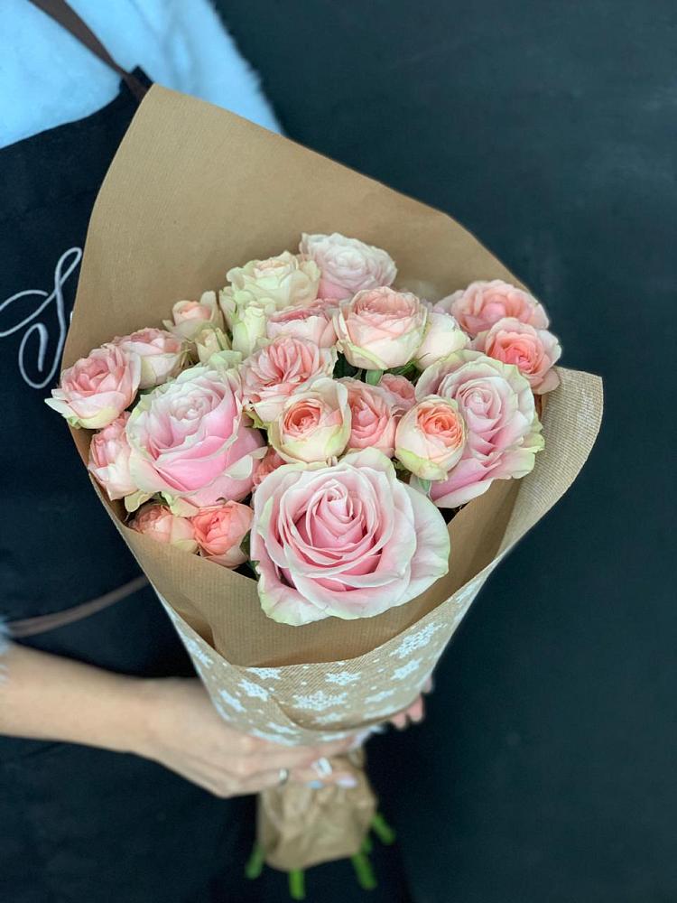 Букет цветов из: Хризантемы и Розы в Острогожске