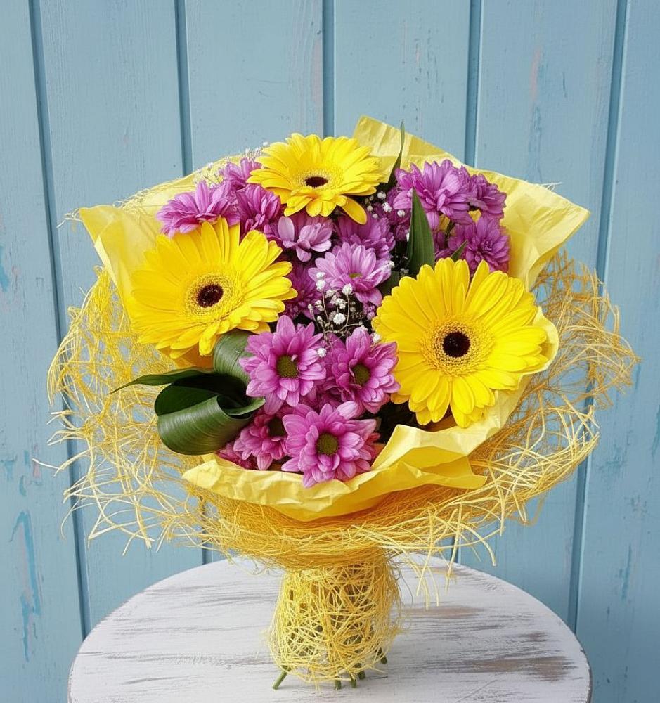 Букет цветов из: Хризантемы и Герберы в Острогожске