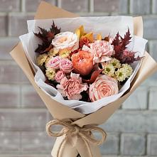Букет цветов из:  Гвоздики, Хризантемы и Розы в Острогожске
