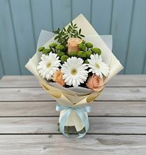 Букет цветов из:  Герберы, Розы и Хризантемы в Острогожске
