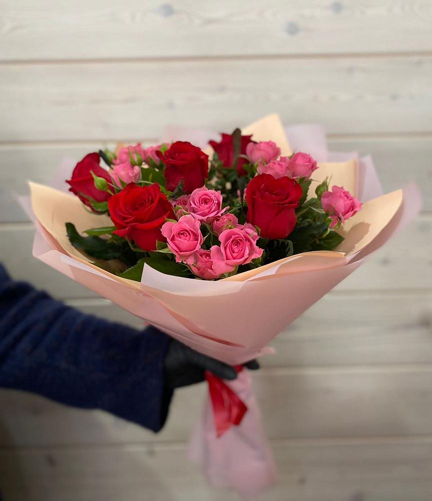Букет цветов из: Розы в Острогожске