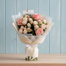 Букет цветов из:  Розы в Острогожске