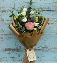 Букет цветов из:  Розы и Лизиантусы в Острогожске